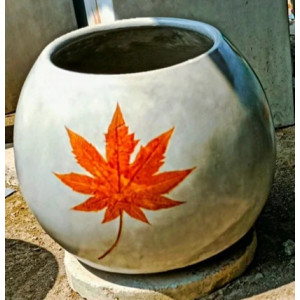 Leaf Design Pot